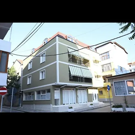 Апартаменты House